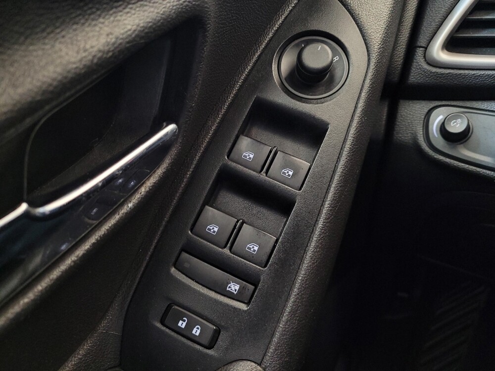 2020 Chevrolet Trax in Maple Heights, OH 44137 - 18095274 27