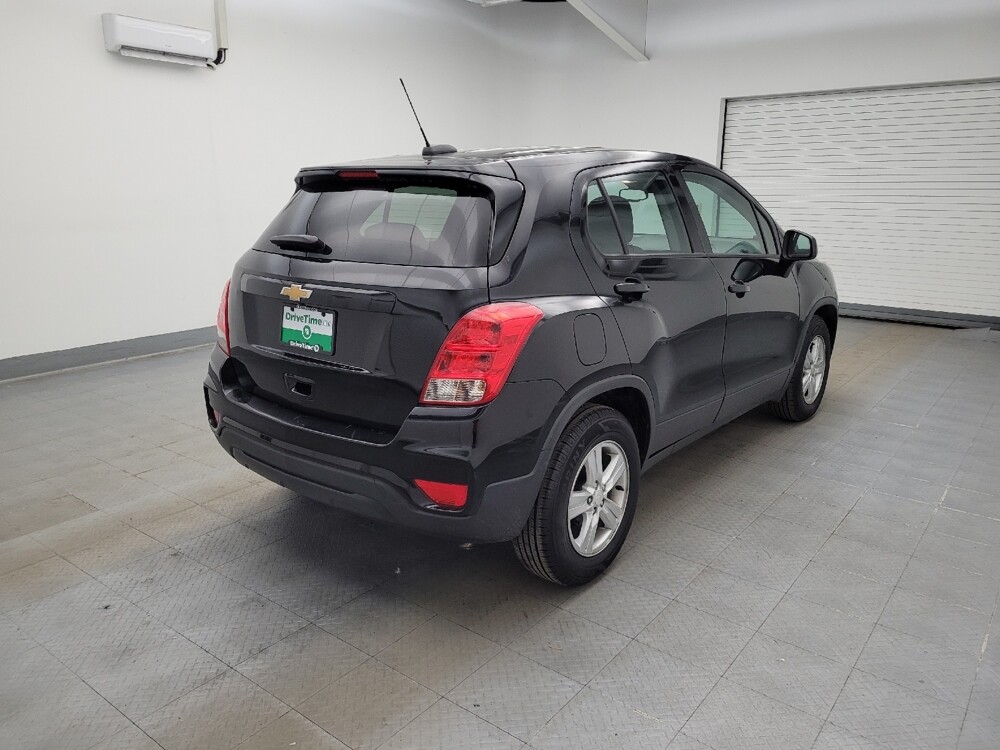2020 Chevrolet Trax in Maple Heights, OH 44137 - 18095274 9