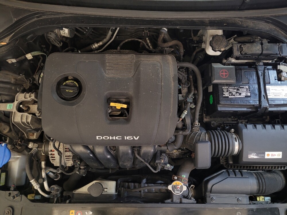 2017 Hyundai Elantra in Maple Heights, OH 44137 - 18095275 30