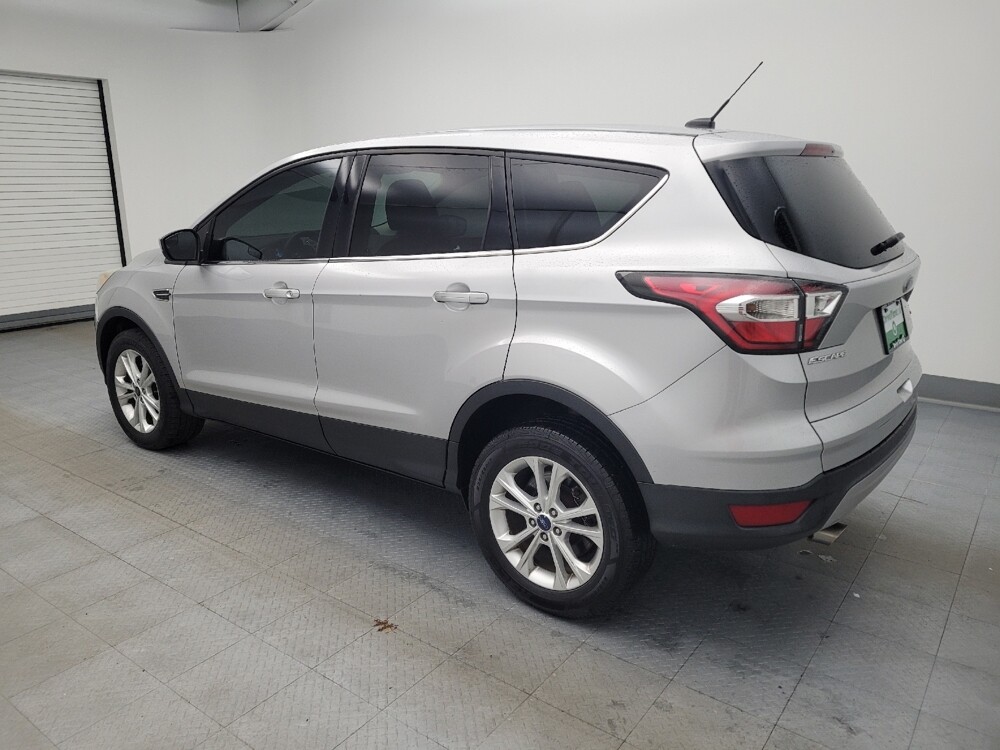 2017 Ford Escape in Maple Heights, OH 44137 - 18095279 3
