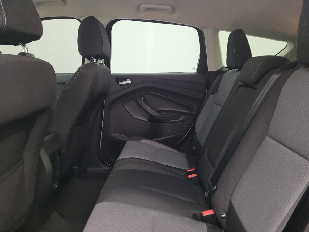 2017 Ford Escape in Maple Heights, OH 44137 - 18095279 18