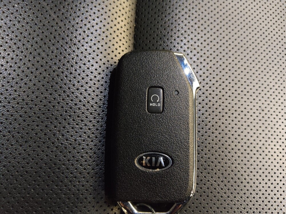 2021 Kia Telluride in Des Moines, IA 50310 - 18095284 32