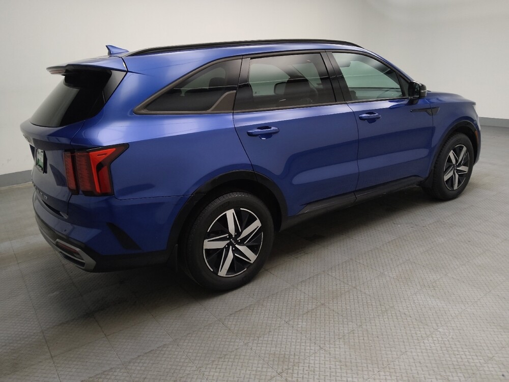 2022 Kia Sorento in Des Moines, IA 50310 - 18095285 10