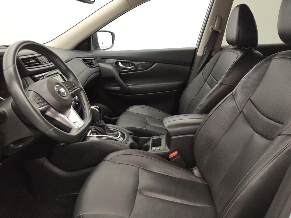 2018 Nissan Rogue in Lakeland, FL 33815 - 18095289 17