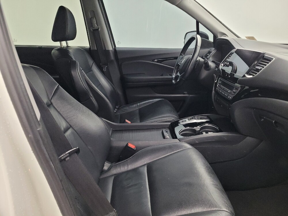 2019 Honda Pilot in Lakeland, FL 33815 - 18095290 21