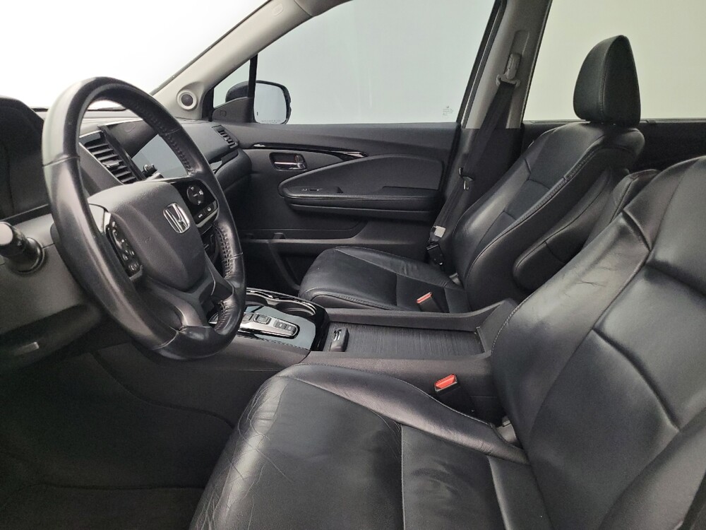 2019 Honda Pilot in Lakeland, FL 33815 - 18095290 17