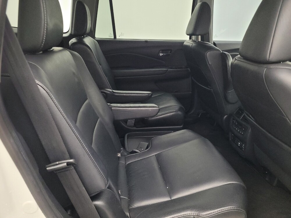2019 Honda Pilot in Lakeland, FL 33815 - 18095290 19