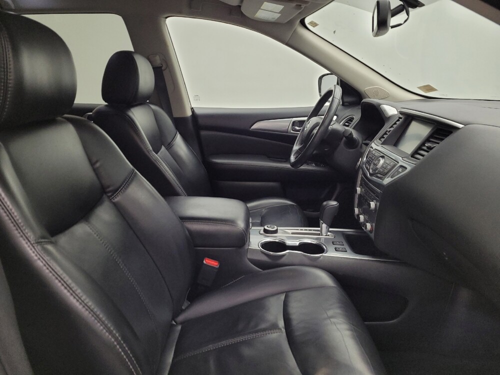 2017 Nissan Pathfinder in Maple Heights, OH 44137 - 18095294 21