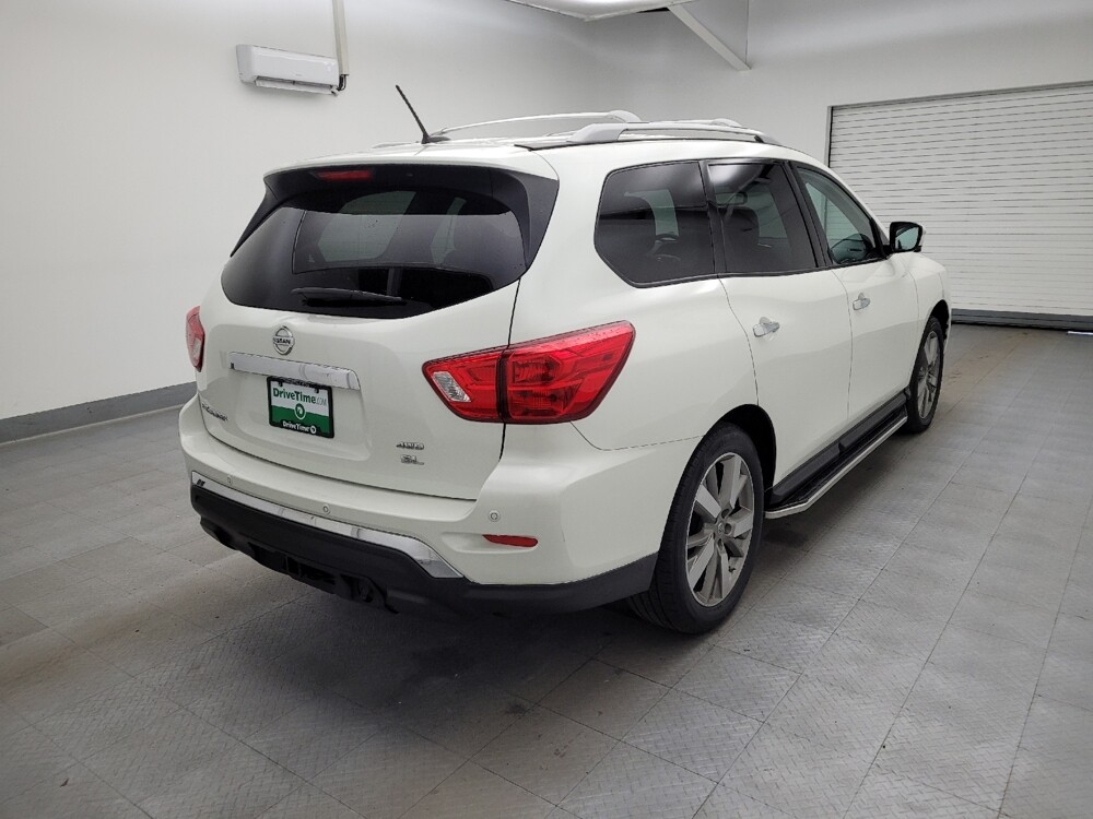 2017 Nissan Pathfinder in Maple Heights, OH 44137 - 18095294 9