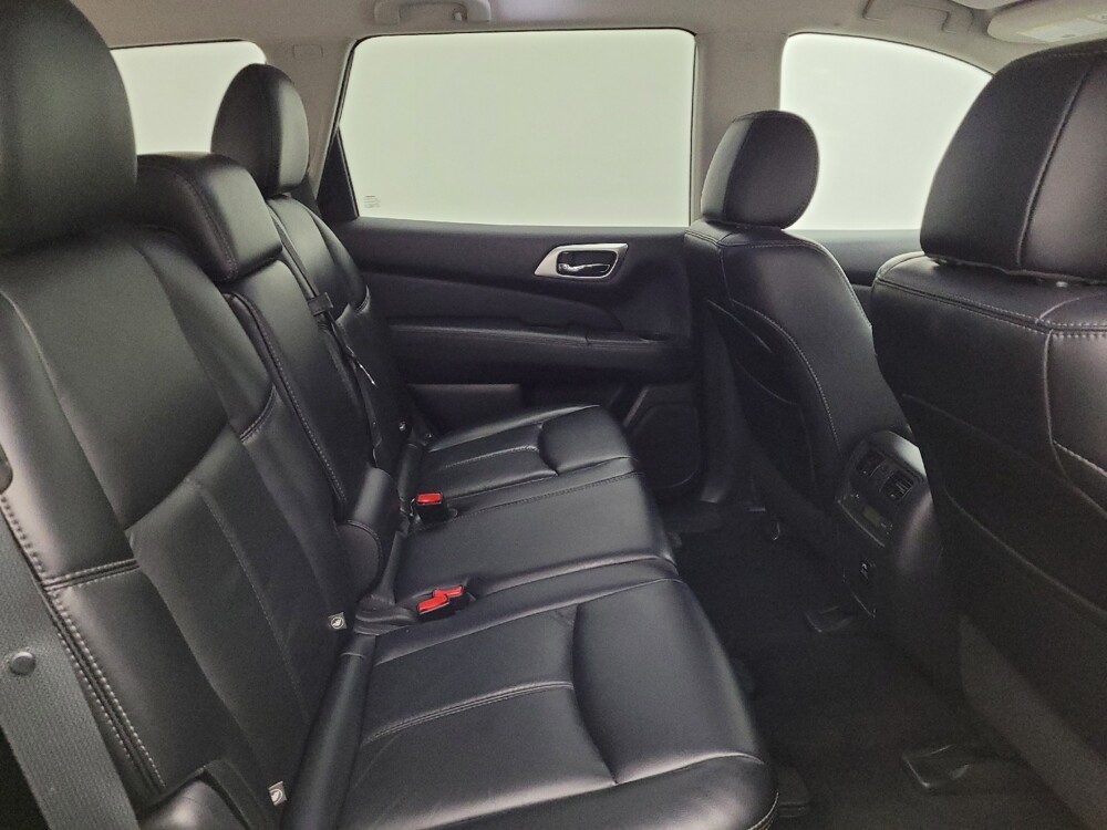 2017 Nissan Pathfinder in Maple Heights, OH 44137 - 18095294 19