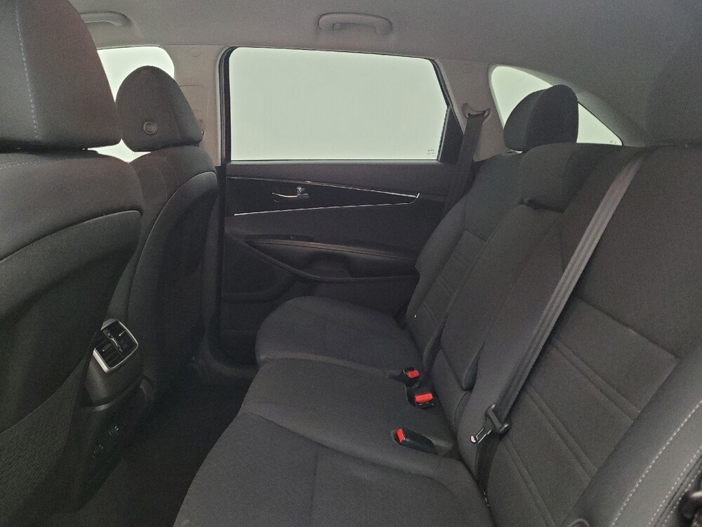 2020 Kia Sorento in Miamisburg, OH 45342 - 18095301 18