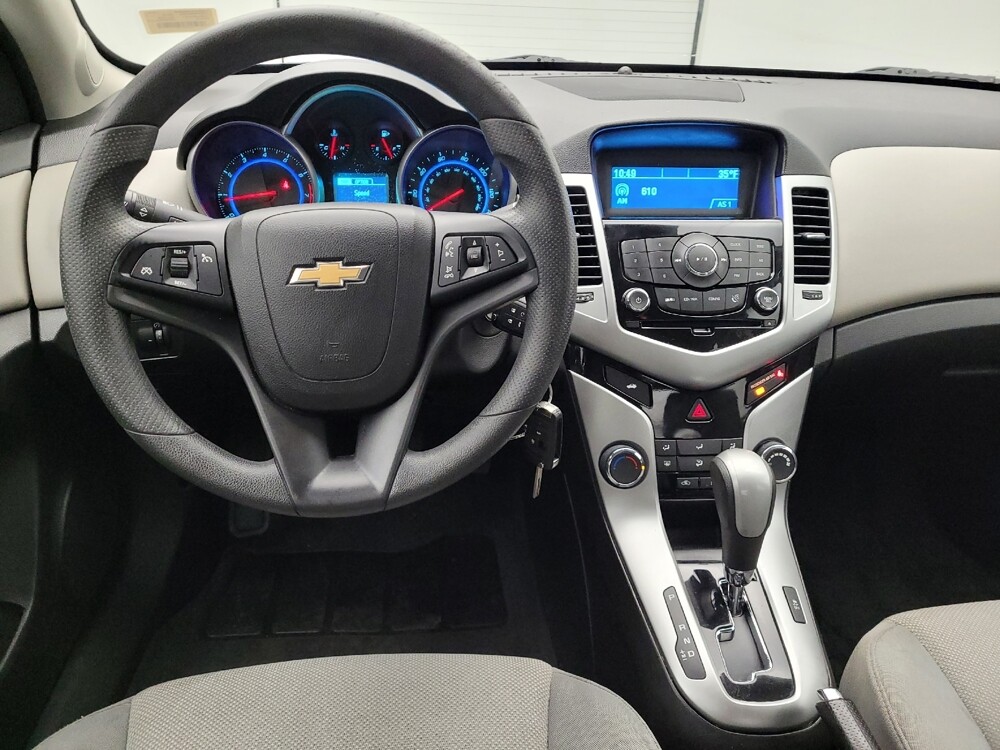 2015 Chevrolet Cruze in Toledo, OH 43617 - 18095305 22