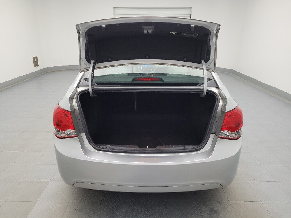 2015 Chevrolet Cruze in Toledo, OH 43617 - 18095305 29