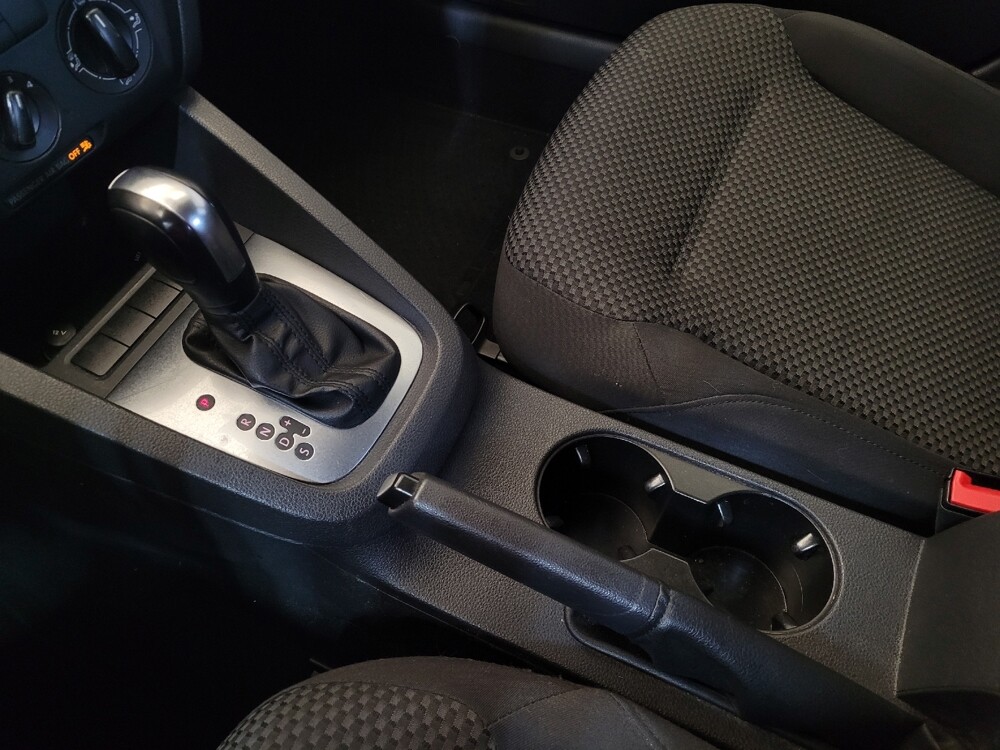 2013 Volkswagen Jetta in Maple Heights, OH 44137 - 18095306 26