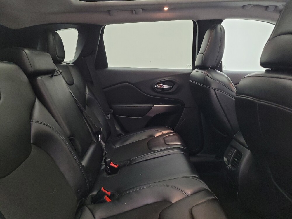 2019 Jeep Cherokee in Miamisburg, OH 45342 - 18095309 19