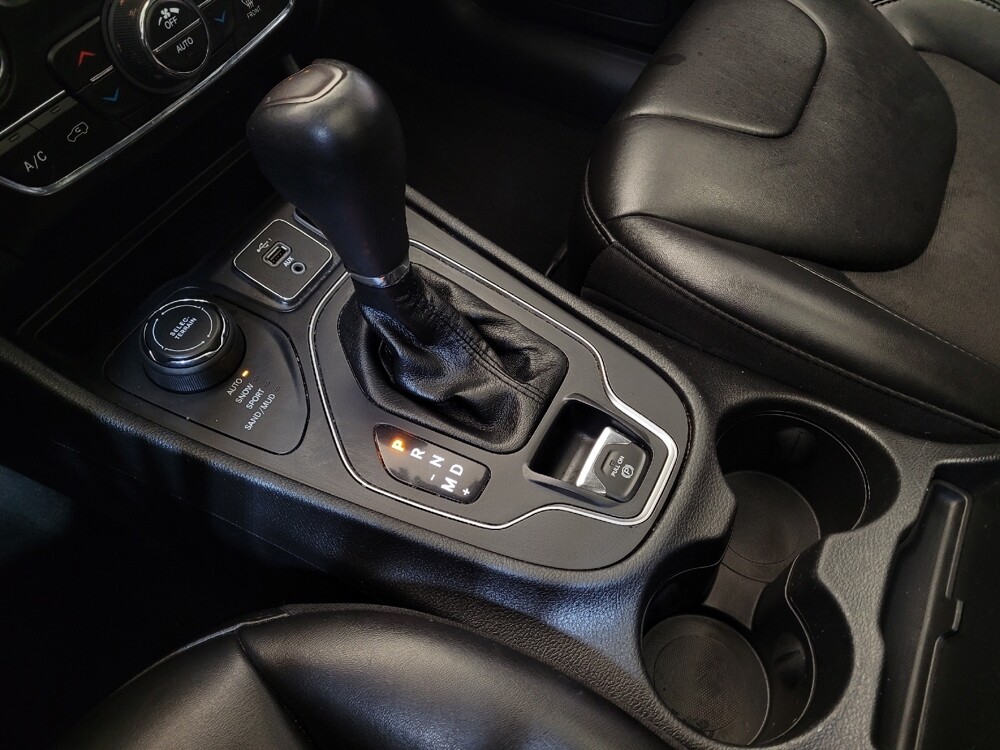 2019 Jeep Cherokee in Miamisburg, OH 45342 - 18095309 26