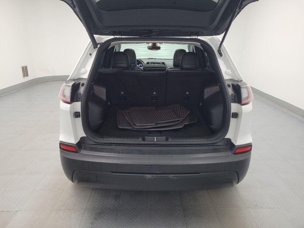 2019 Jeep Cherokee in Miamisburg, OH 45342 - 18095309 29