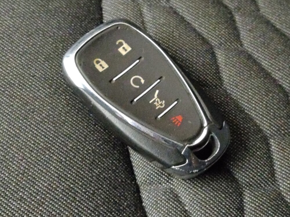 2020 Chevrolet Equinox in Albuquerque, NM 87123 - 18095319 32