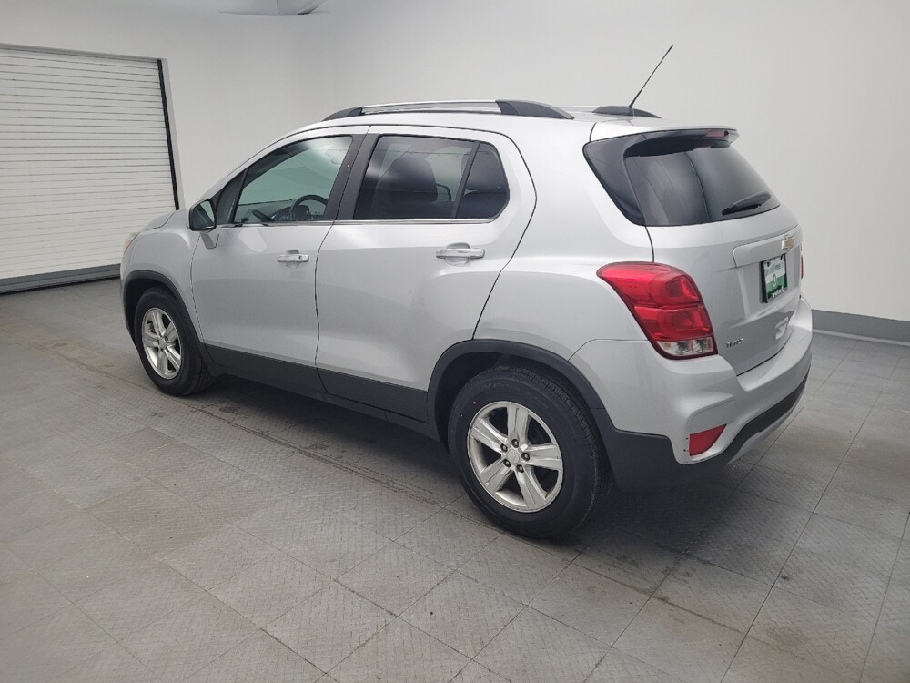 2020 Chevrolet Trax in Miamisburg, OH 45342 - 18095320 3