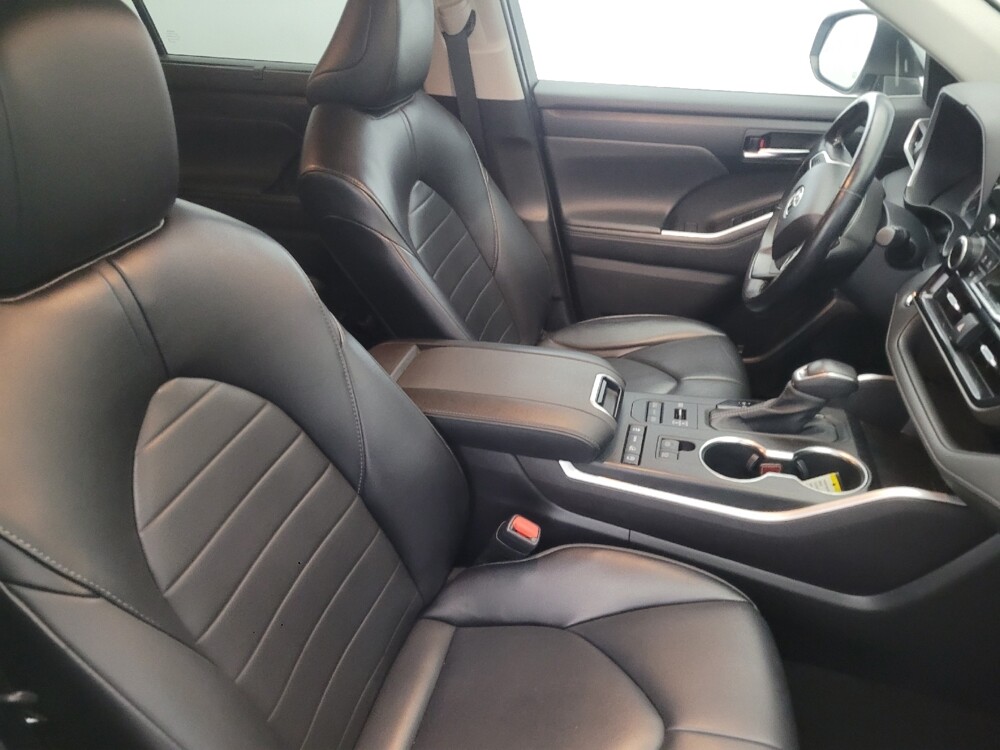 2022 Toyota Highlander in Chesapeake, VA 23320 - 18095321 21