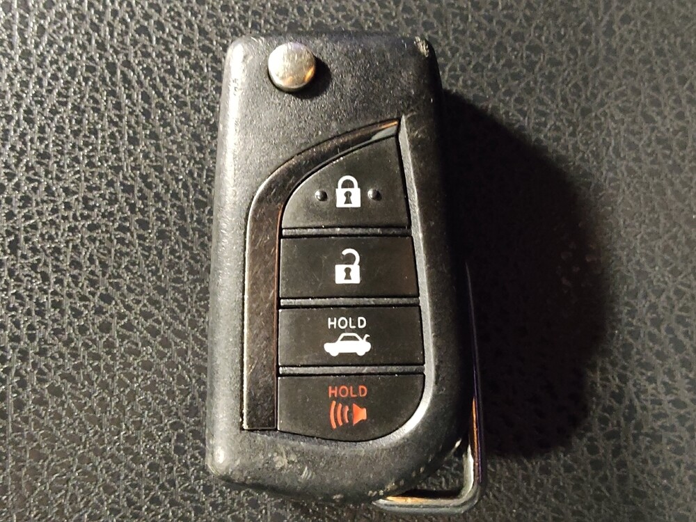 2020 Toyota Camry in Houston, TX 77074 - 18095322 32