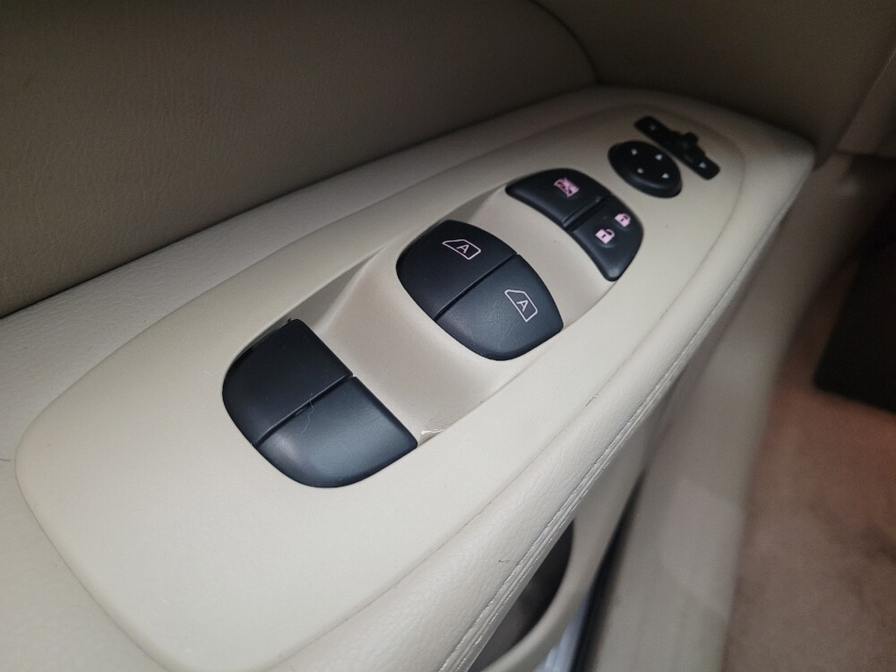 2015 Nissan Pathfinder in Sacramento, CA 95821 - 18095326 27