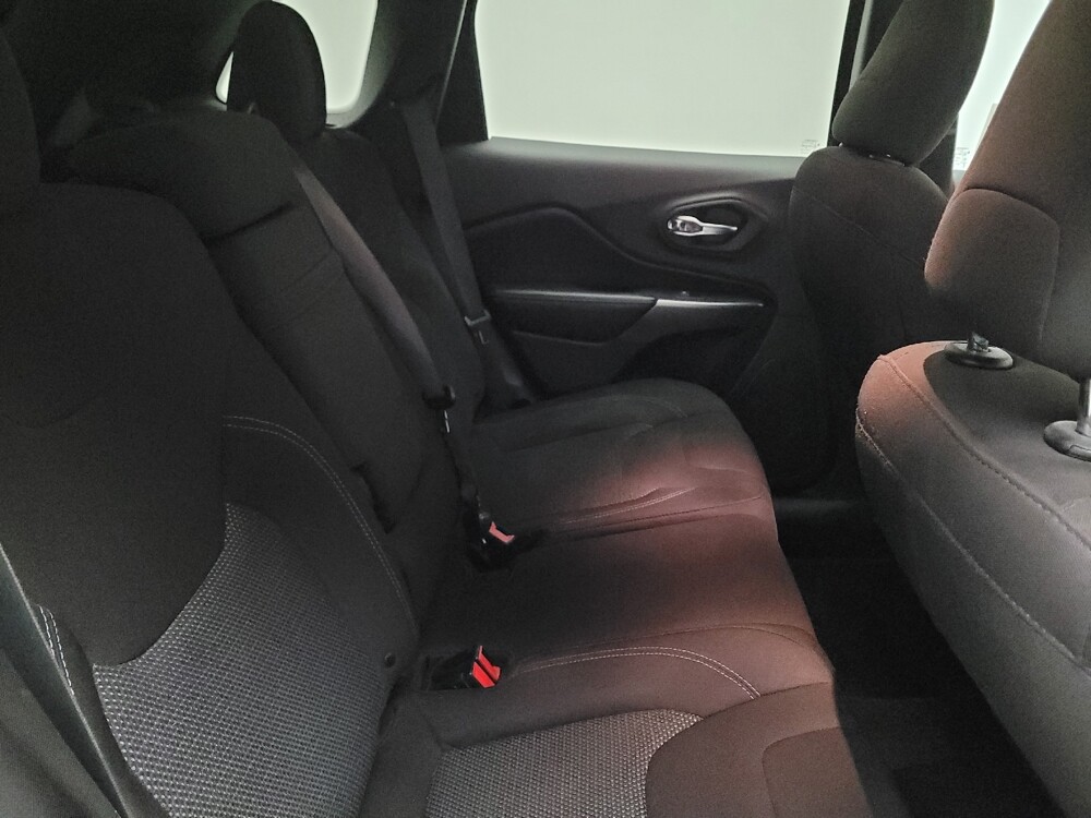 2019 Jeep Cherokee in Sacramento, CA 95821 - 18095327 19