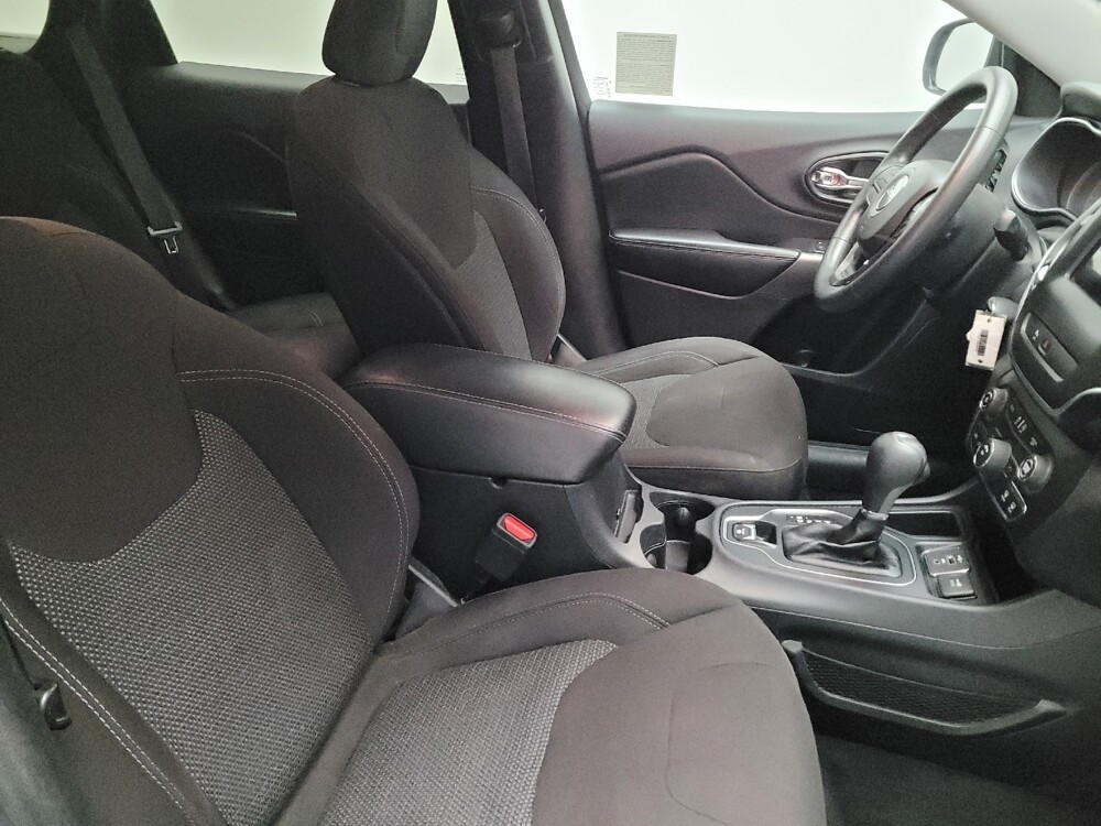 2019 Jeep Cherokee in Sacramento, CA 95821 - 18095327 21