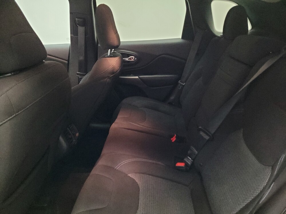 2019 Jeep Cherokee in Sacramento, CA 95821 - 18095327 18