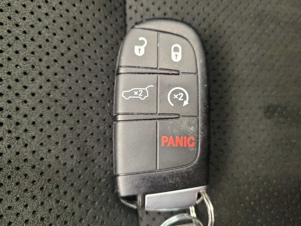 2019 Jeep Grand Cherokee in Miamisburg, OH 45342 - 18095330 32