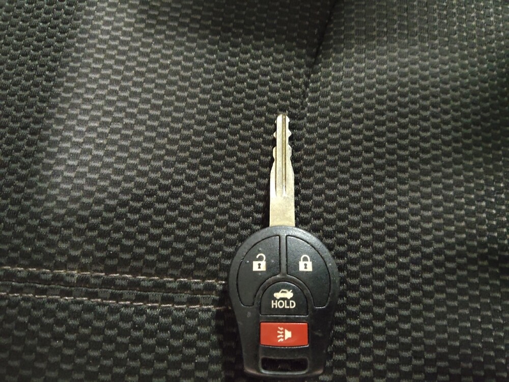 2018 Nissan Sentra in Pittsburgh, PA 15237 - 18095332 32