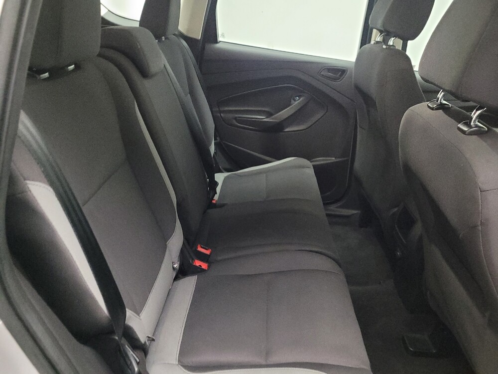 2016 Ford Escape in Montclair, CA 91763 - 18095336 19