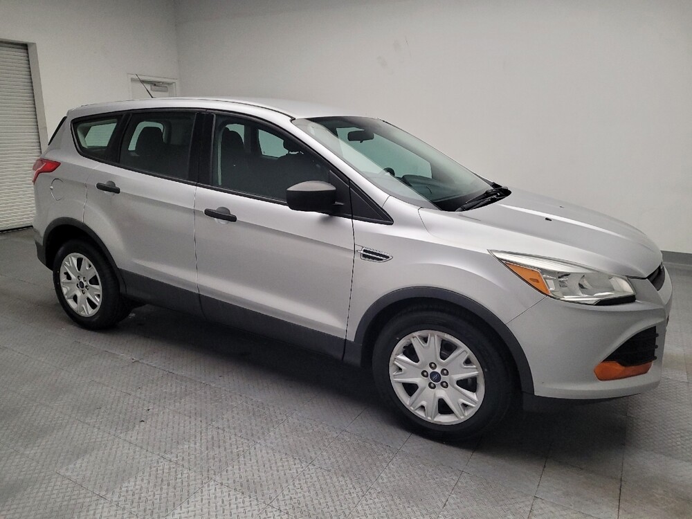 2016 Ford Escape in Montclair, CA 91763 - 18095336 11