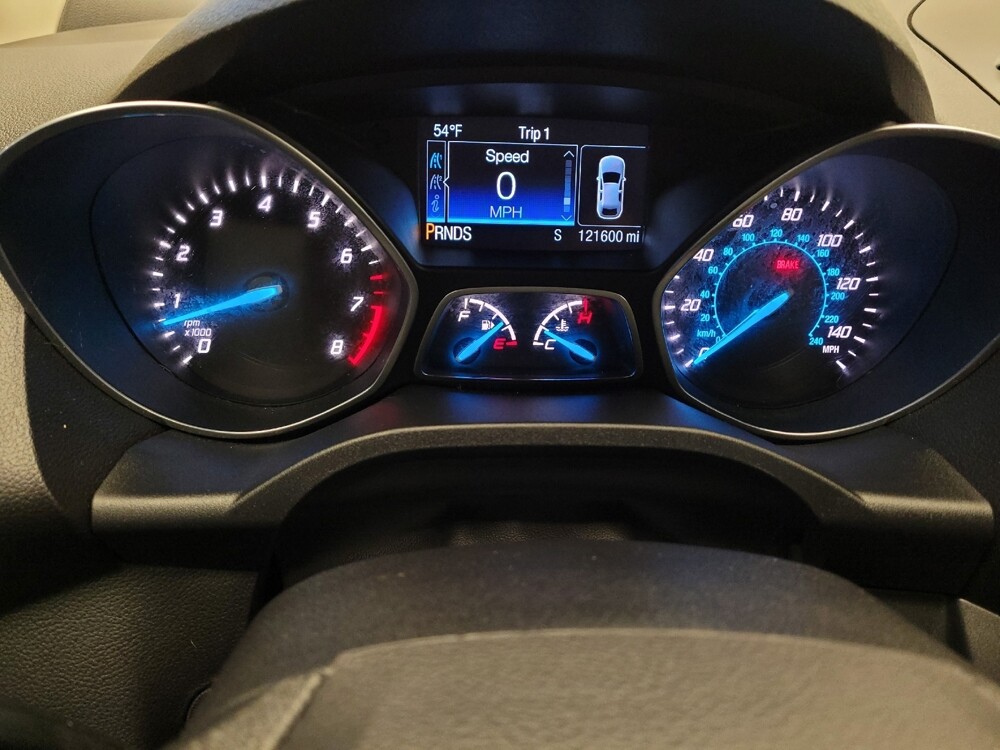 2016 Ford Escape in Montclair, CA 91763 - 18095336 23