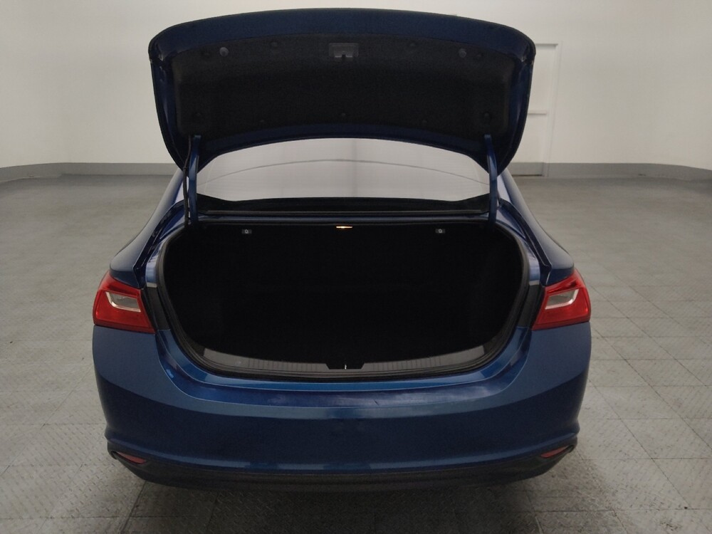 2019 Chevrolet Malibu in Savannah, GA 31419 - 18095337 29