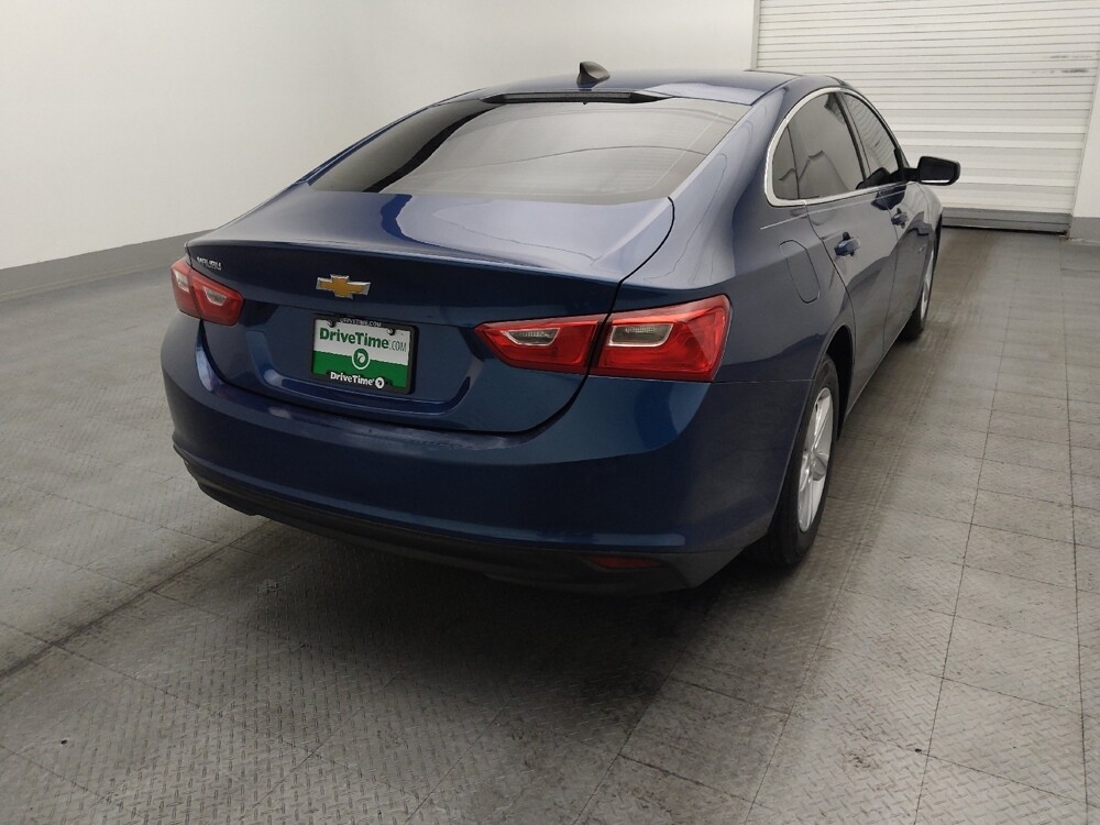 2019 Chevrolet Malibu in Savannah, GA 31419 - 18095337 7