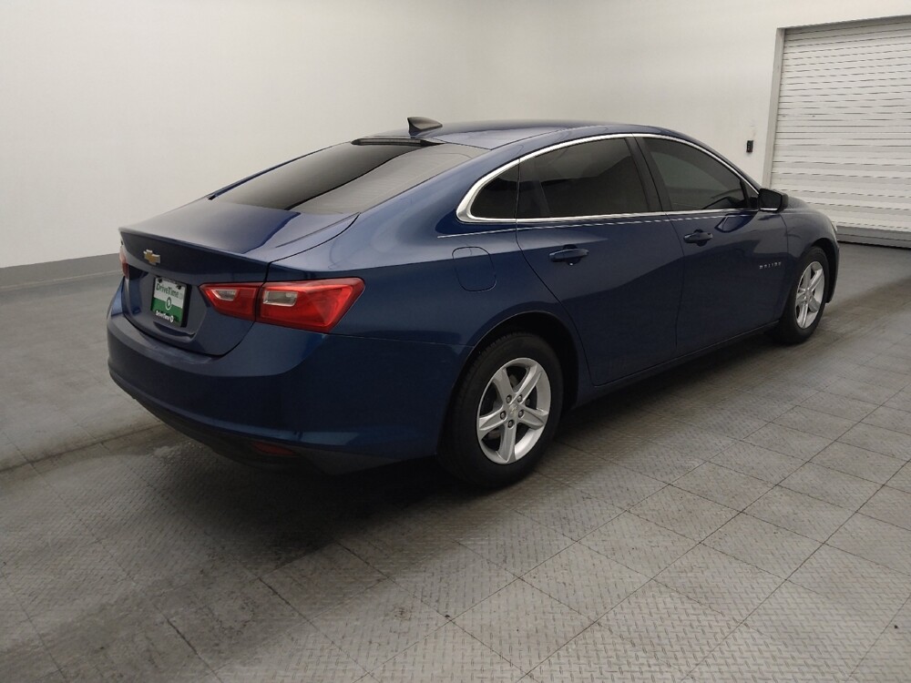 2019 Chevrolet Malibu in Savannah, GA 31419 - 18095337 9