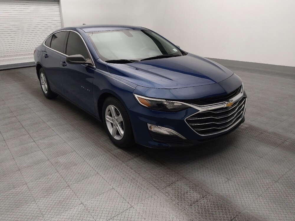 2019 Chevrolet Malibu in Savannah, GA 31419 - 18095337 13