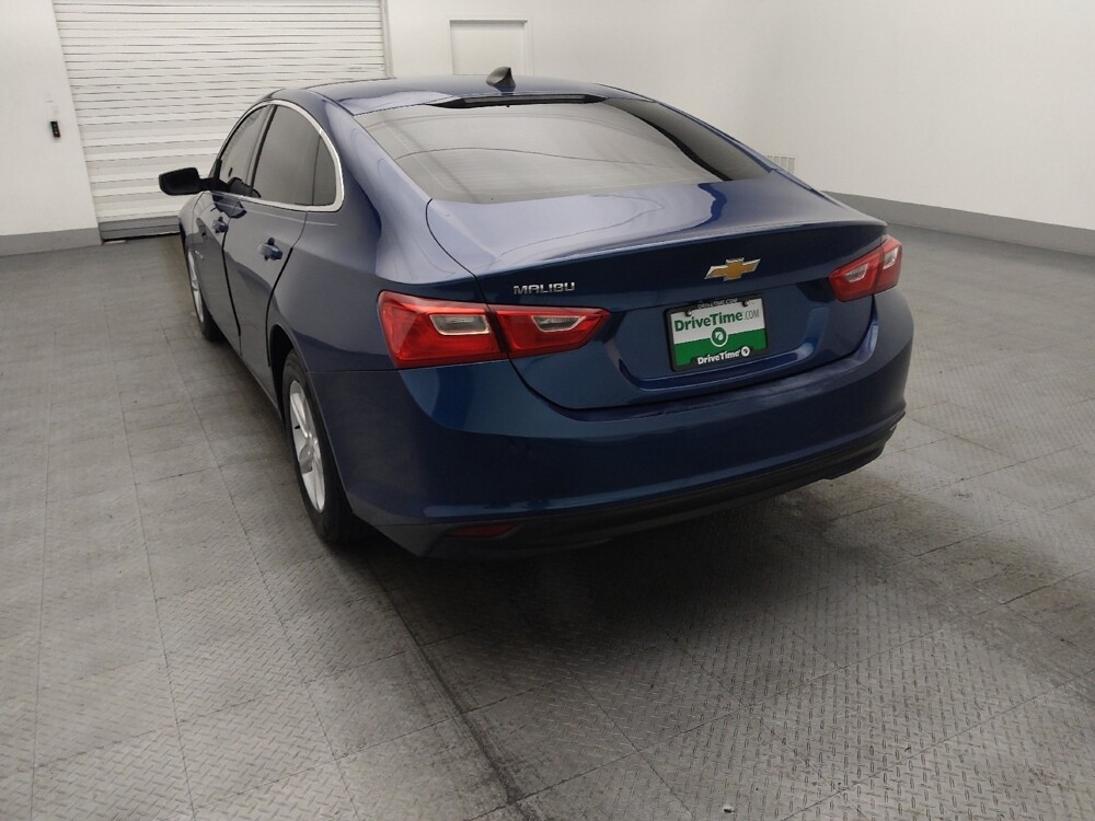 2019 Chevrolet Malibu in Savannah, GA 31419 - 18095337 6