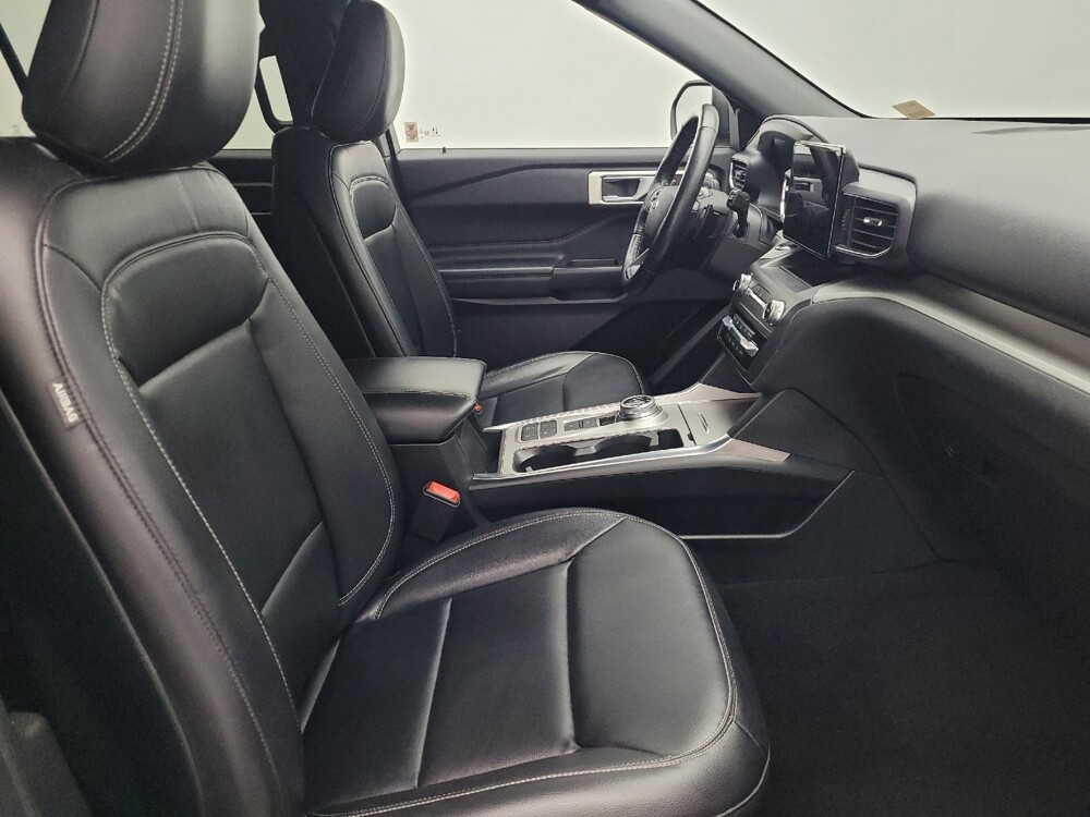 2020 Ford Explorer in Kissimmee, FL 34744 - 18095338 21