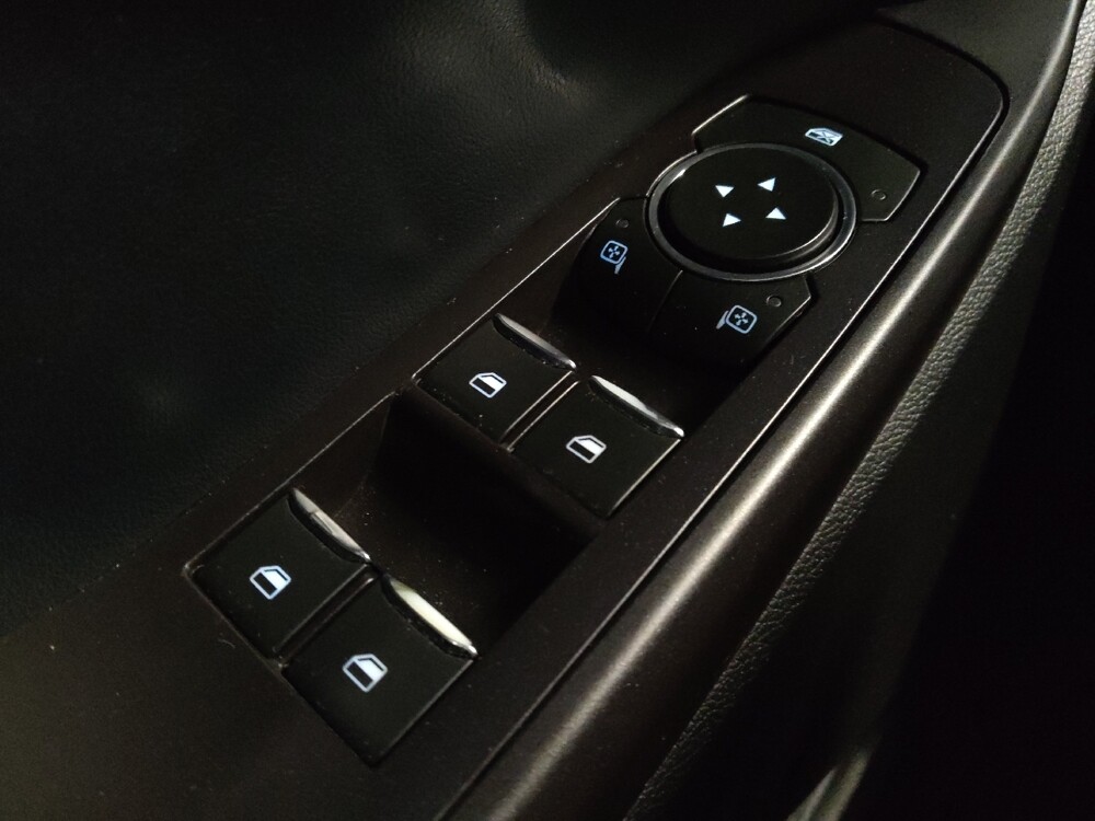 2020 Ford Explorer in Kissimmee, FL 34744 - 18095338 27