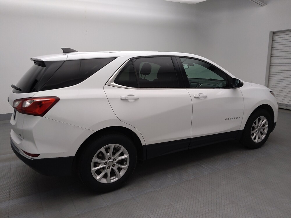 2018 Chevrolet Equinox in Lakewood, CO 80215 - 18095342 10