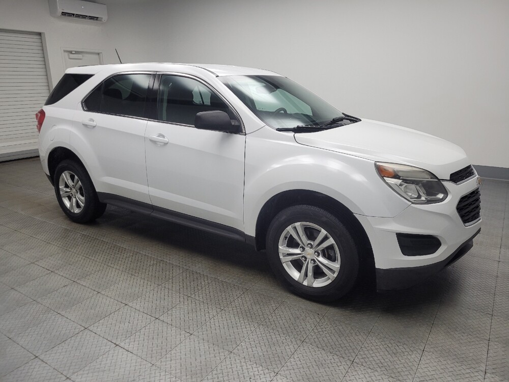 2017 Chevrolet Equinox in Ft Wayne, IN 46805 - 18095344 11