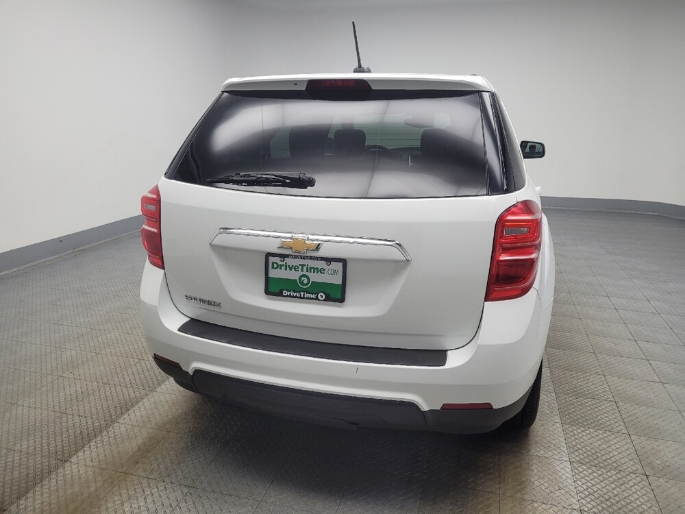 2017 Chevrolet Equinox in Ft Wayne, IN 46805 - 18095344 7