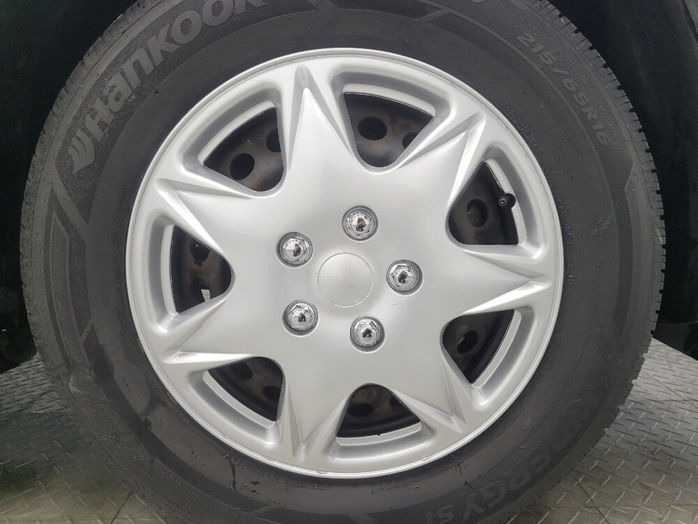 2020 Nissan Rogue Sport in Indianapolis, IN 46219 - 18095345 31