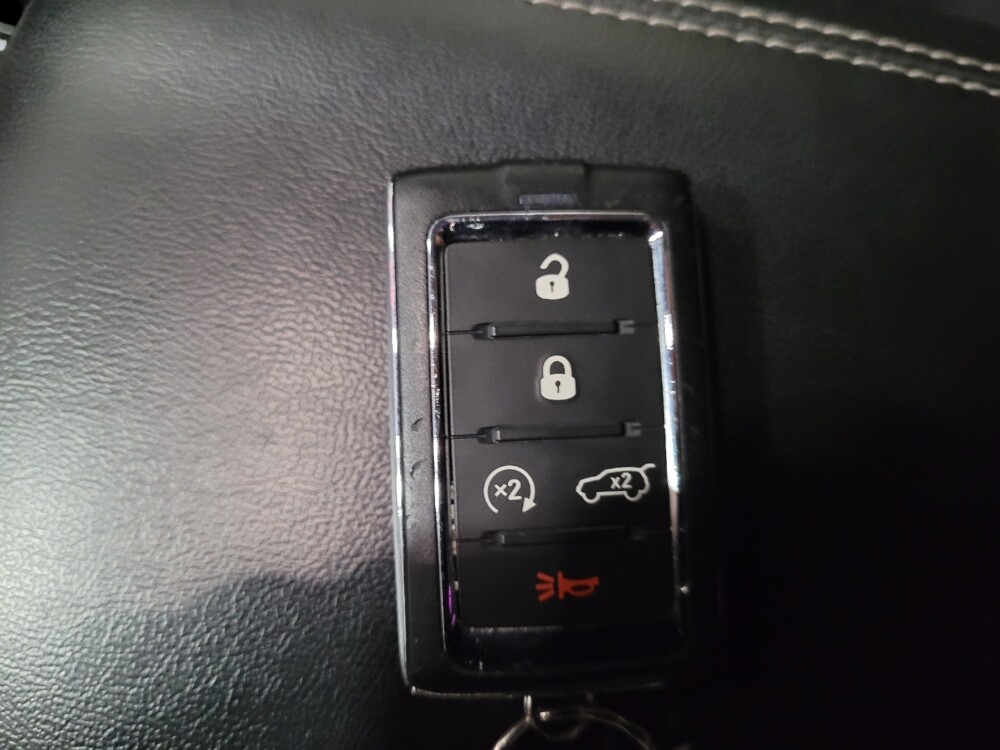 2022 Jeep Grand Cherokee L in Allentown, PA 18103 - 18095352 32