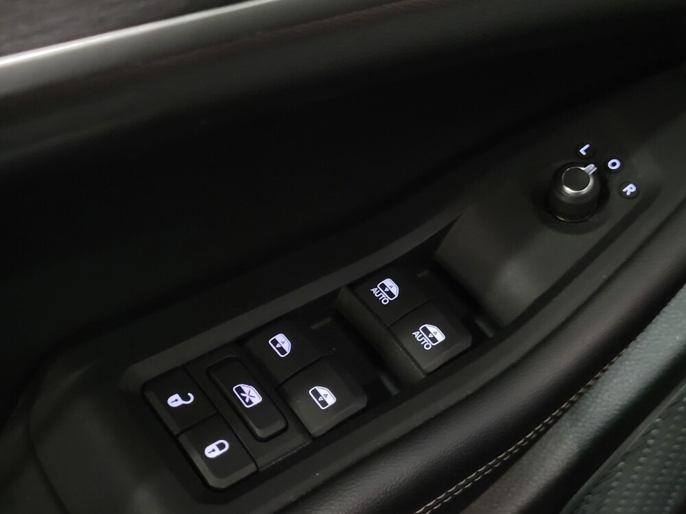 2022 Jeep Grand Cherokee L in Allentown, PA 18103 - 18095352 27