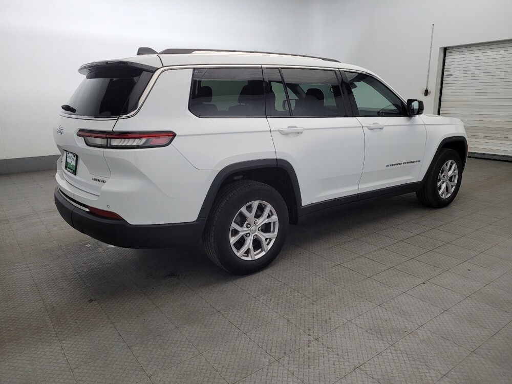 2022 Jeep Grand Cherokee L in Allentown, PA 18103 - 18095352 10