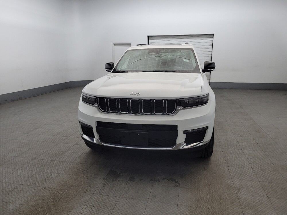 2022 Jeep Grand Cherokee L in Allentown, PA 18103 - 18095352 15