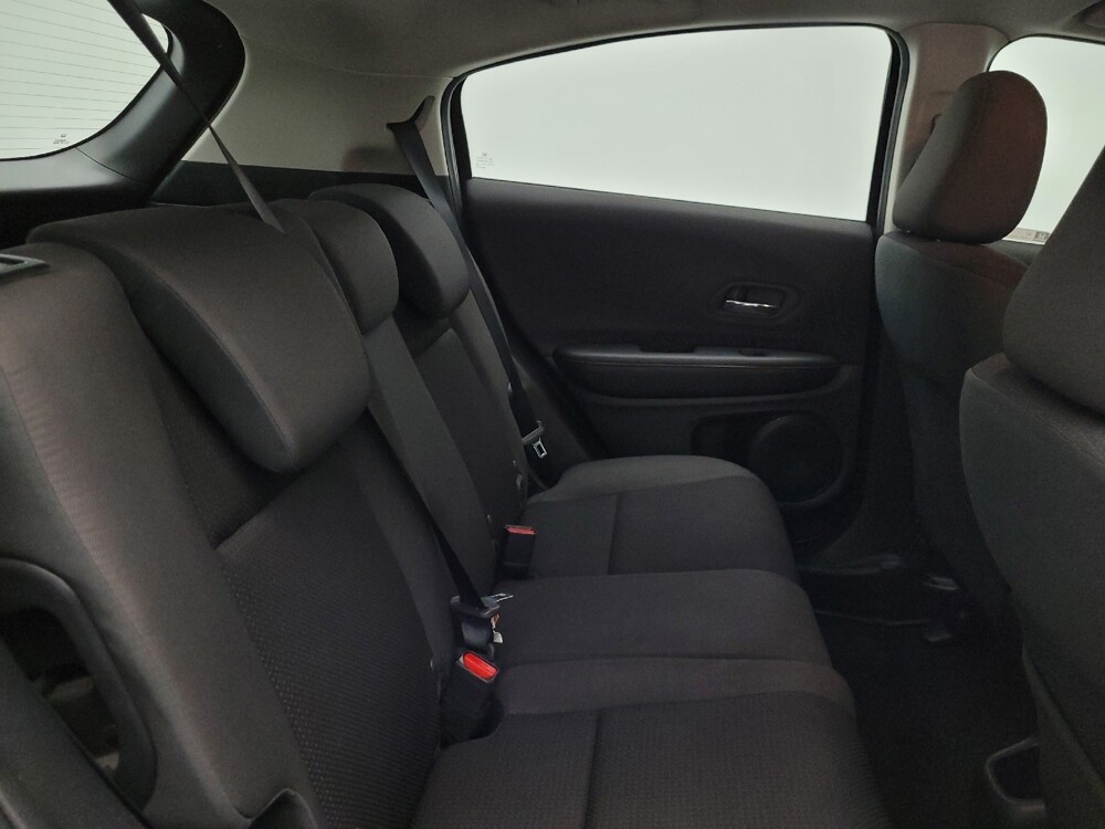 2021 Honda HR-V in Glendale, AZ 85301 - 18095355 19